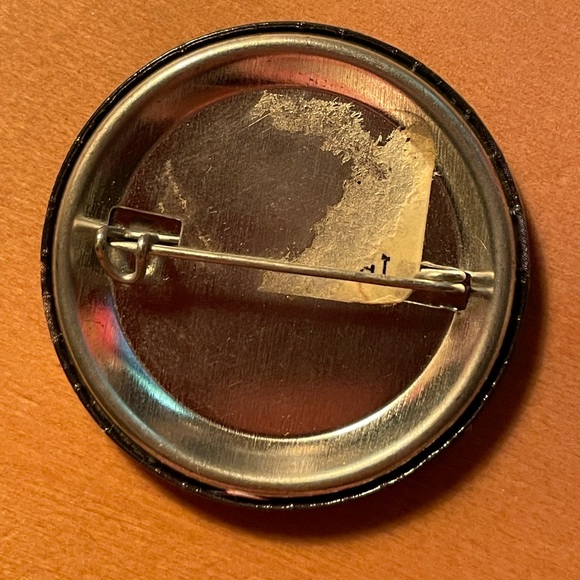 Button Pin - Picture 3 of 4